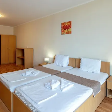 Midia Family Hotel 3*