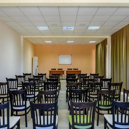 Midia Family Hotel
