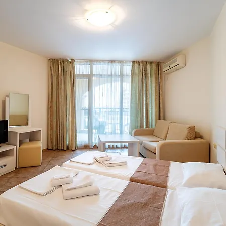 Midia Family 3* Aheloi