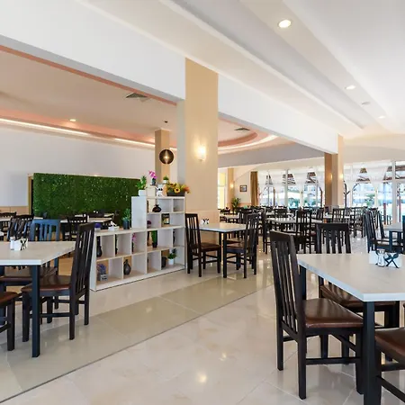 Midia Family 3* Aheloi