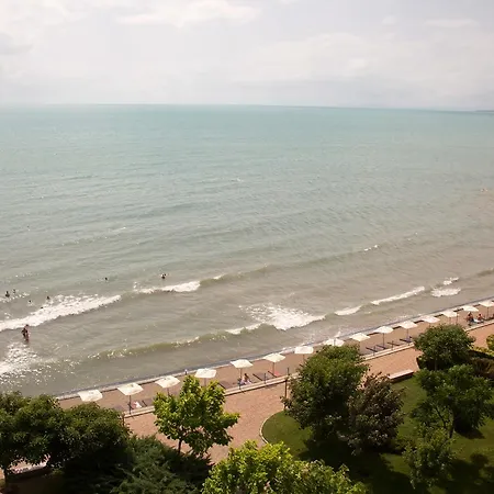 Midia Family 3* Aheloi