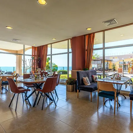 Midia Family Hotel Aheloy