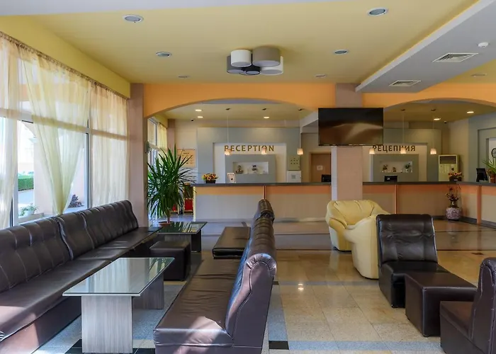 Midia Family Отель Ахелой