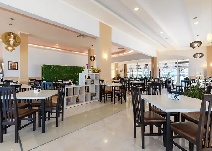 Midia Family 3* Ахелой