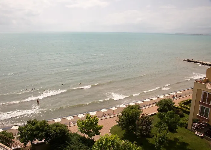 Midia Family 3* Ахелой