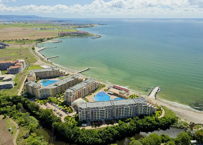 Midia Family Hotel 3*